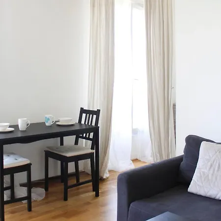 Charming Family T2 In * Aubervilliers
